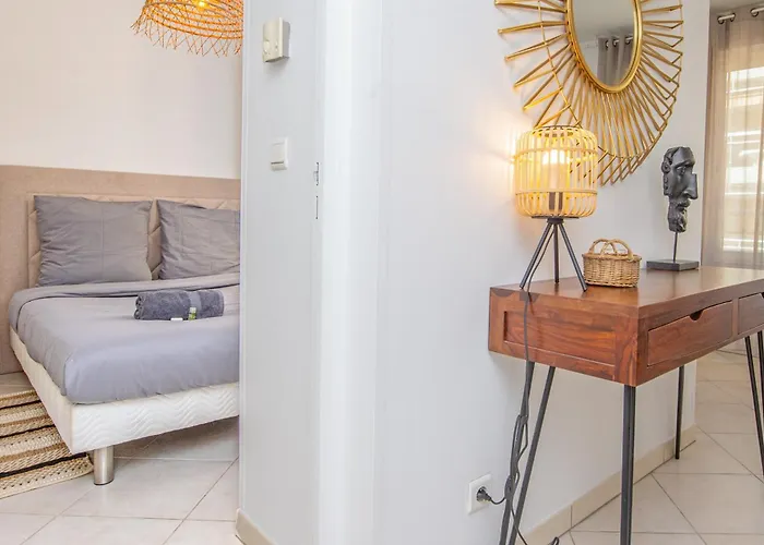 Joli Deux Pieces - Quartier Pointe Croisette - Ec Lägenhet